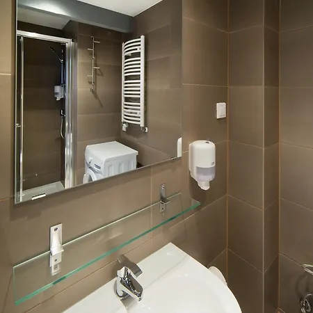 1 Night In - Wielka Hotel apartamentowy Poznań