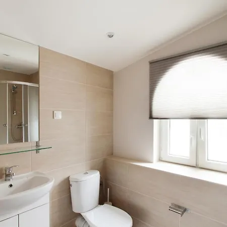 Hotel apartamentowy 1 Night In - Wielka 3*
