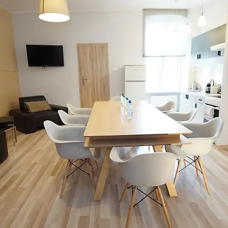 Aparthotel 1 Night In - Wielka 3*
