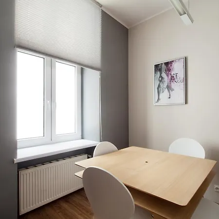 Aparthotel 1 Night In - Wielka 3*